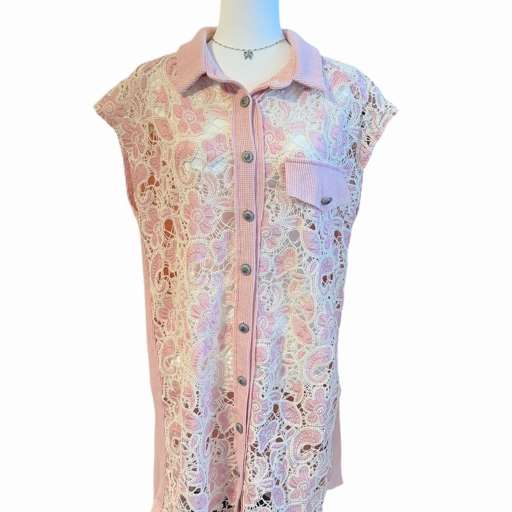 POL‎ Crochet Lace Button Front Top Pink Boho Cottagecore Sheer Collared Medium - Picture 2 of 7
